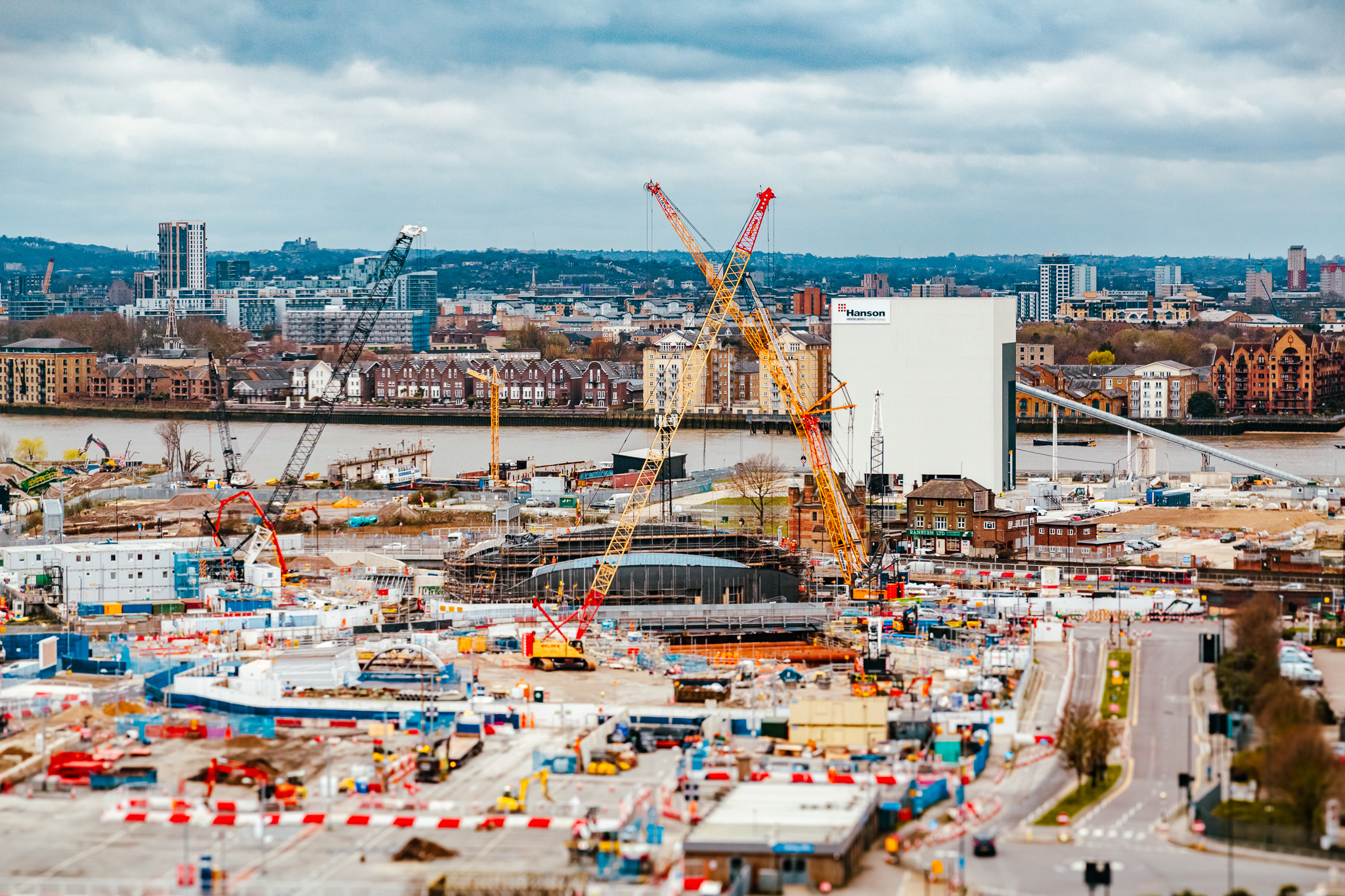 Overview of the Silvertown Tunnel works and portal building
